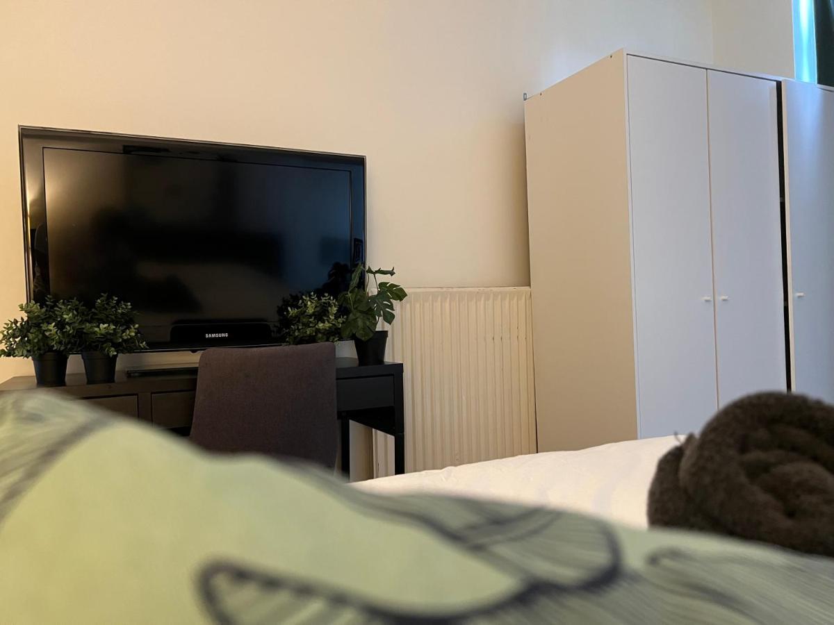 101 - - By T&s Appartement *